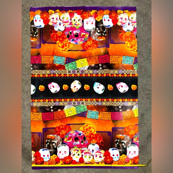 🎃 BANNER Day of the Dead Skeletons Multicolored Fabric banner size57"x37”NWOT - Picture 5 of 9